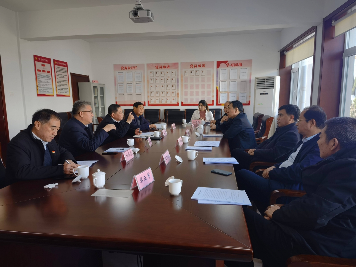 市政協(xié)領(lǐng)導(dǎo)到市水務(wù)集團(tuán)調(diào)研2(1) 市政協(xié)領(lǐng)導(dǎo)到市水務(wù)集團(tuán)調(diào)研2(1)